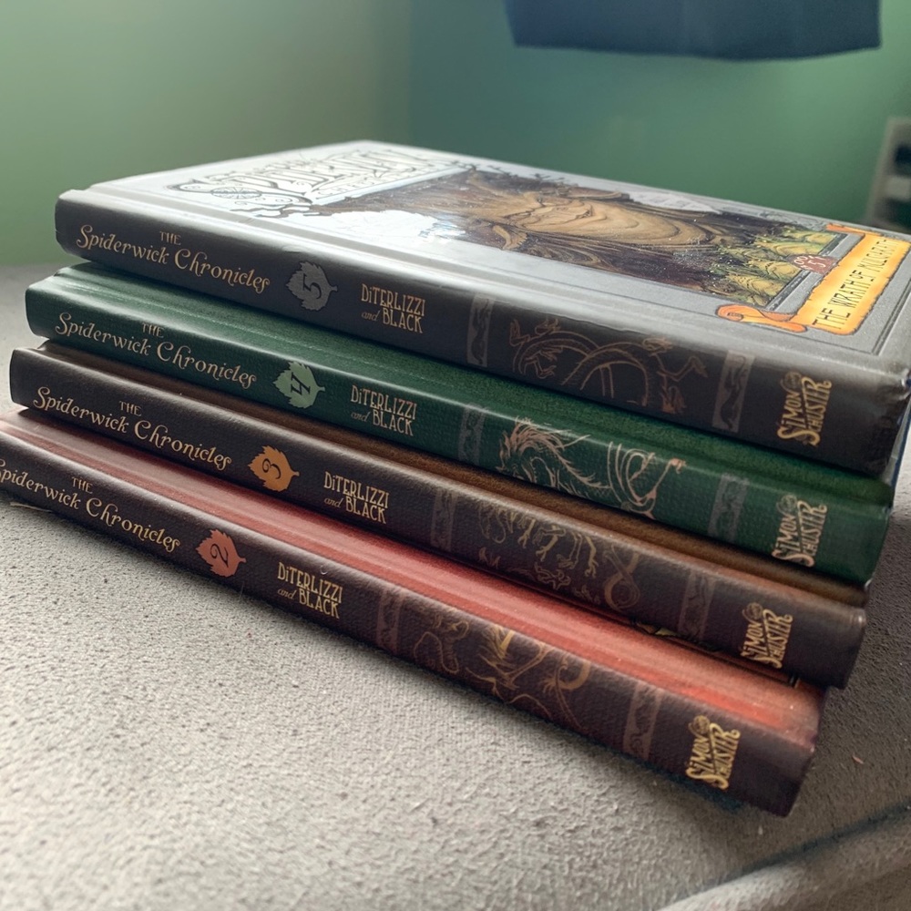 LOT (4): Spiderwick Chronicles Books